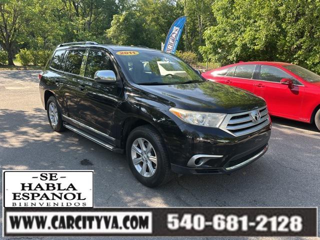 used 2011 Toyota Highlander car, priced at $12,989