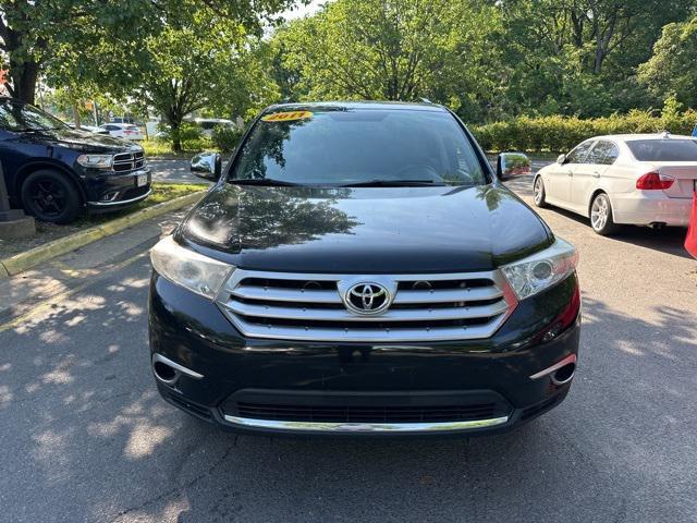 used 2011 Toyota Highlander car, priced at $12,989