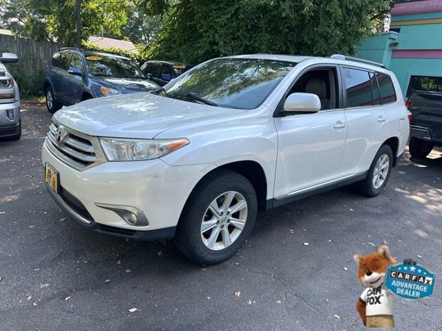 used 2013 Toyota Highlander car, priced at $12,479