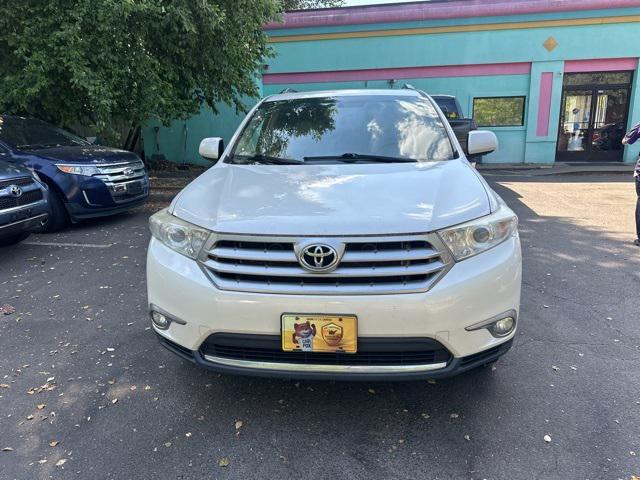 used 2013 Toyota Highlander car, priced at $12,479