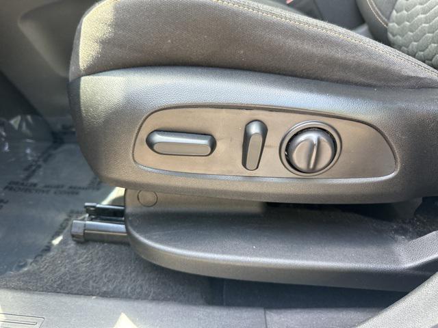 used 2021 Chevrolet Equinox car, priced at $11,479