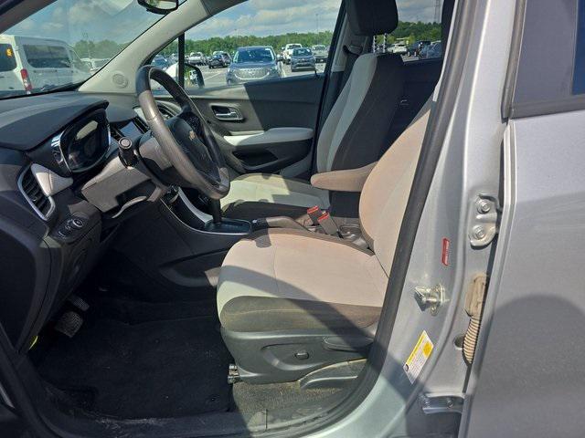 used 2022 Chevrolet Trax car, priced at $13,989