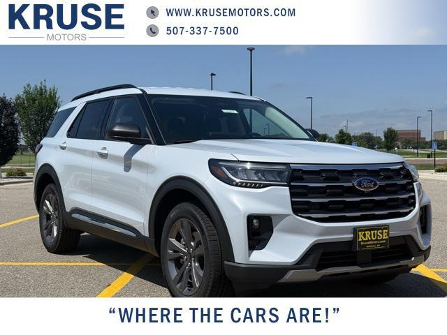 new 2025 Ford Explorer car, priced at $47,540
