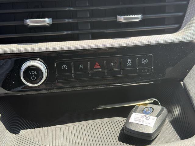new 2025 Ford Explorer car, priced at $47,540