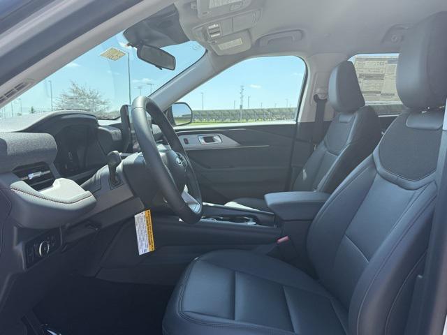 new 2025 Ford Explorer car, priced at $47,540
