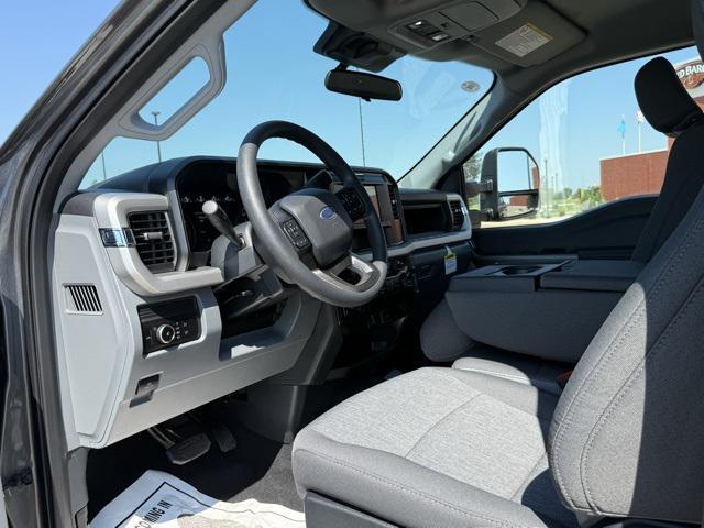 new 2025 Ford F-350 car, priced at $57,777