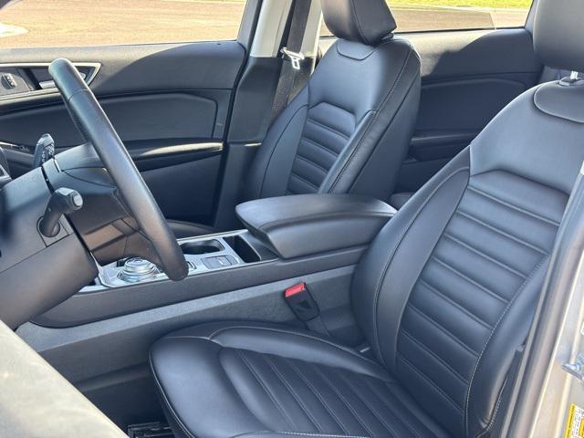 used 2024 Ford Edge car, priced at $28,804