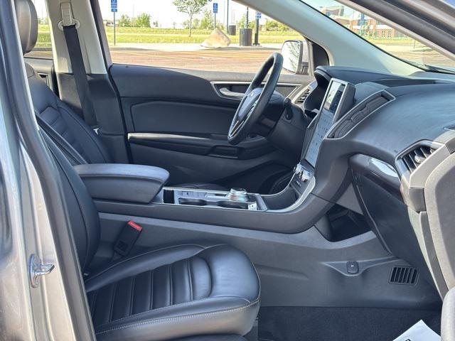 used 2024 Ford Edge car, priced at $28,804