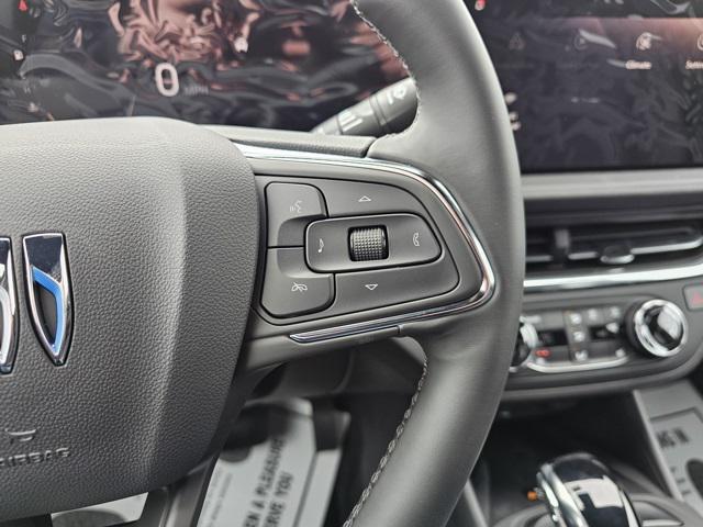 new 2025 Buick Envista car, priced at $27,775