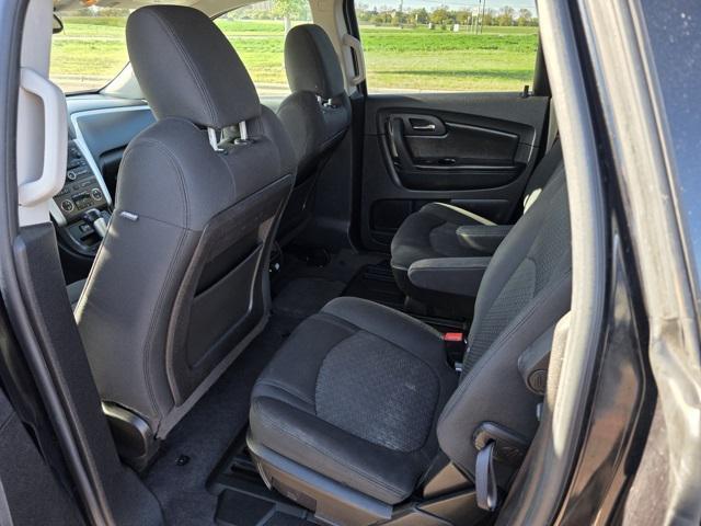 used 2011 Chevrolet Traverse car, priced at $4,250