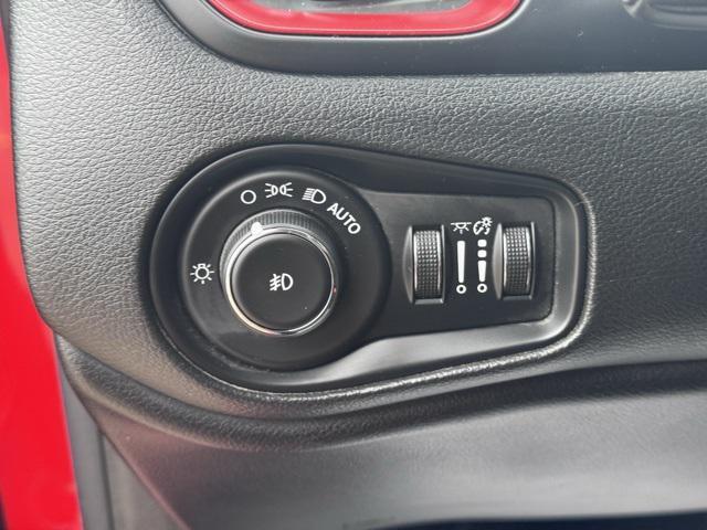 used 2015 Jeep Renegade car, priced at $12,995