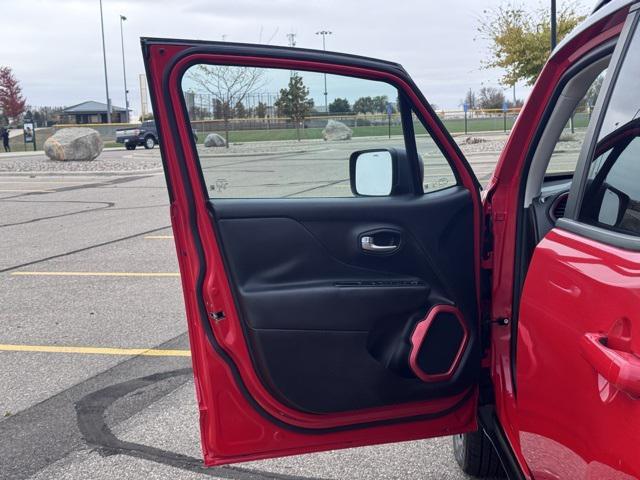 used 2015 Jeep Renegade car, priced at $12,995