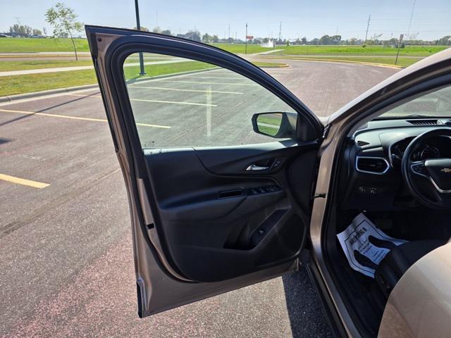 used 2018 Chevrolet Equinox car, priced at $15,900