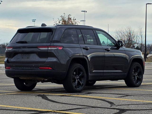 used 2023 Jeep Grand Cherokee car, priced at $30,900