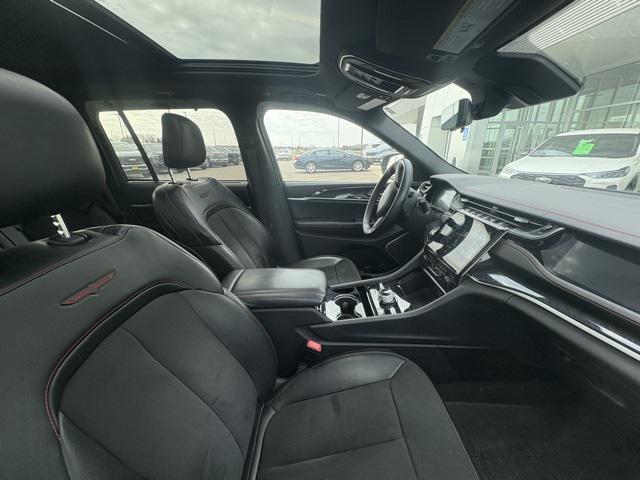 used 2022 Jeep Grand Cherokee car, priced at $34,495