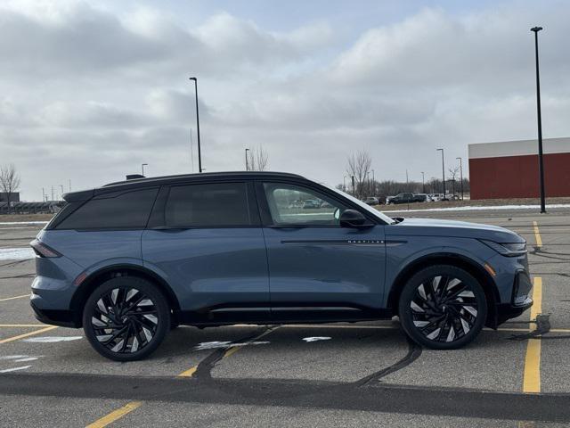 new 2025 Lincoln Nautilus car, priced at $64,211