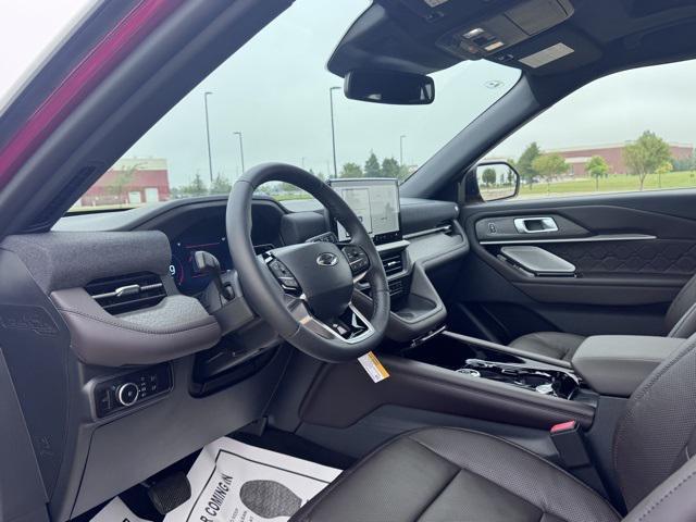 new 2025 Ford Explorer car, priced at $58,590