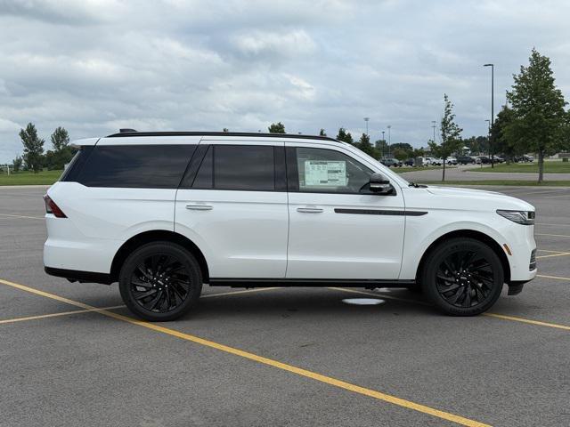 new 2025 Lincoln Navigator car, priced at $105,940