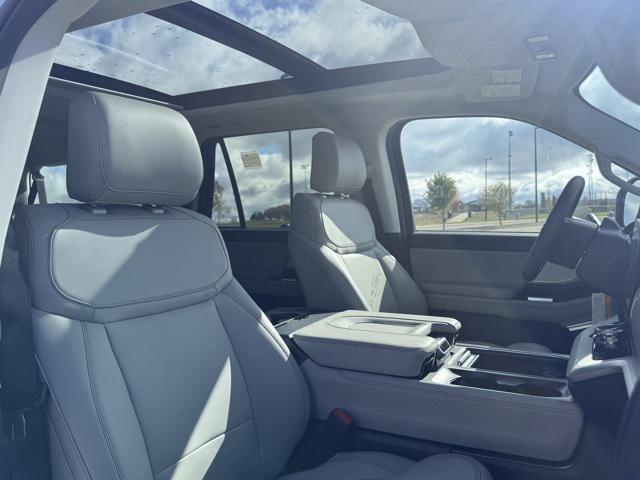 new 2025 Ford Expedition Max car, priced at $76,530