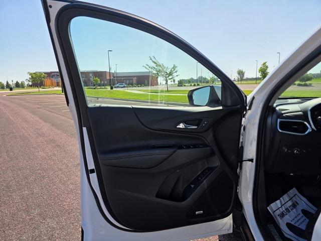 used 2024 Chevrolet Equinox car, priced at $29,600