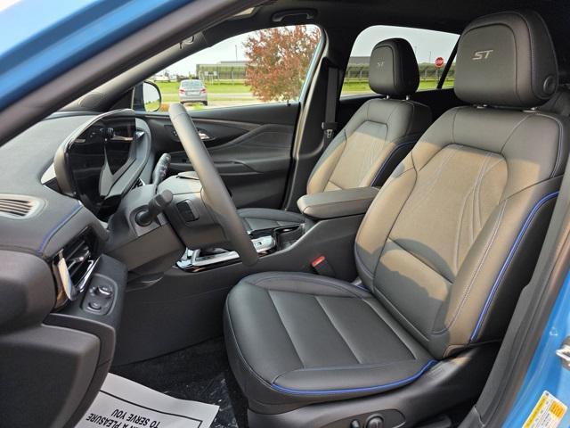 new 2025 Buick Envista car, priced at $29,895