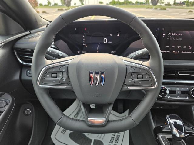 new 2025 Buick Envista car, priced at $29,895