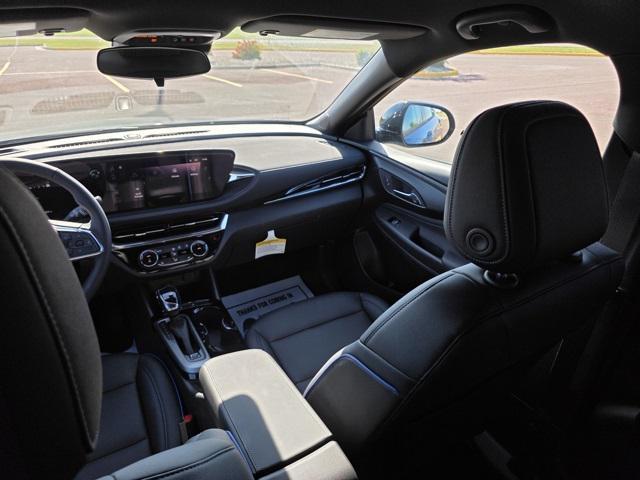 new 2025 Buick Envista car, priced at $28,085