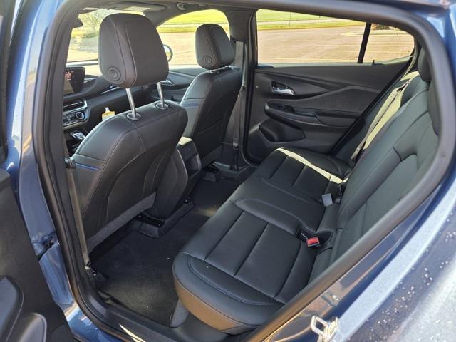 new 2025 Buick Envista car, priced at $28,085