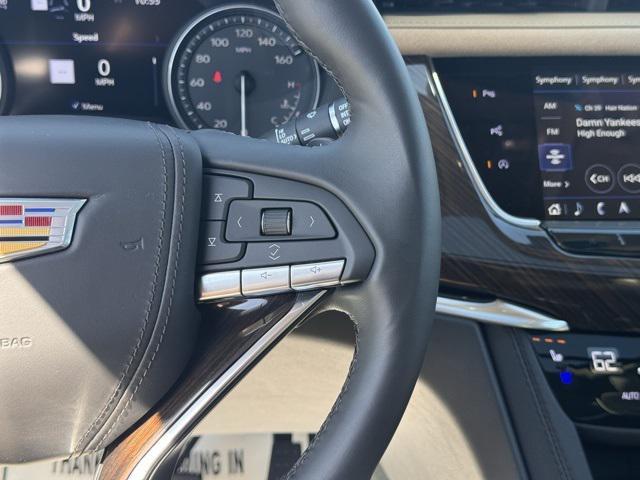 used 2024 Cadillac XT6 car, priced at $51,400