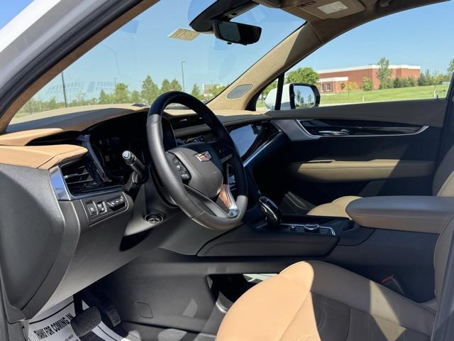 used 2024 Cadillac XT6 car, priced at $51,400