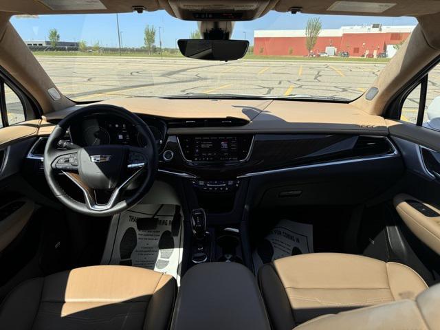 used 2024 Cadillac XT6 car, priced at $51,400