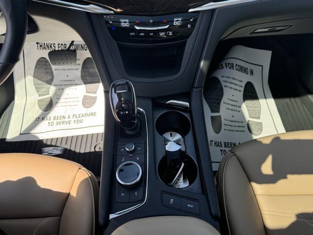 used 2024 Cadillac XT6 car, priced at $51,400