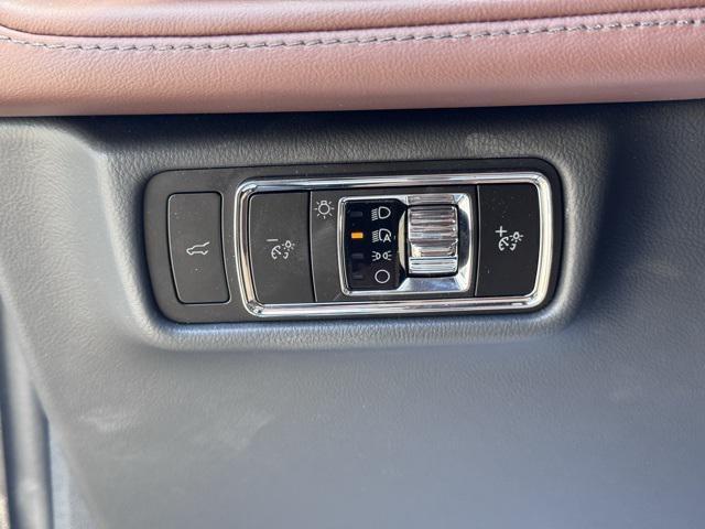 new 2025 Lincoln Aviator car, priced at $81,690