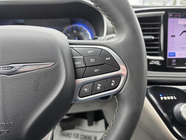 used 2022 Chrysler Pacifica car, priced at $26,800