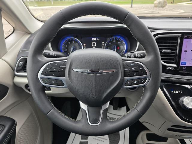 used 2022 Chrysler Pacifica car, priced at $26,800