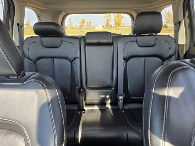 used 2023 Jeep Grand Cherokee car, priced at $32,000