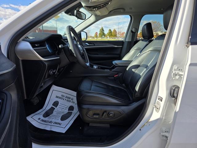 used 2023 Jeep Grand Cherokee car, priced at $32,000