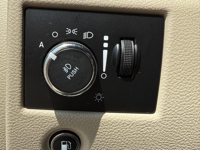 used 2018 Jeep Grand Cherokee car, priced at $21,295