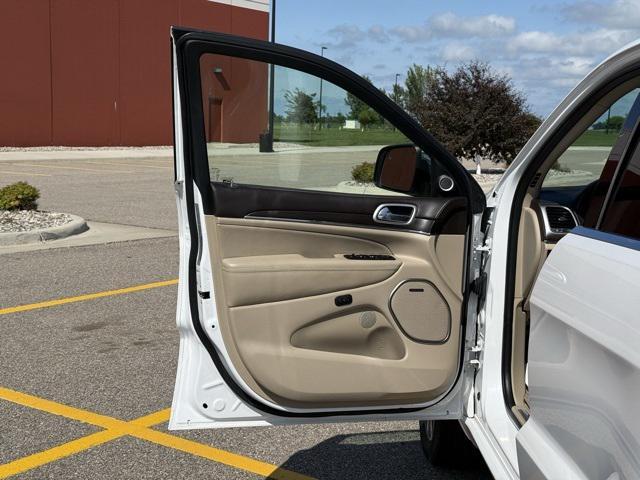 used 2018 Jeep Grand Cherokee car, priced at $21,295