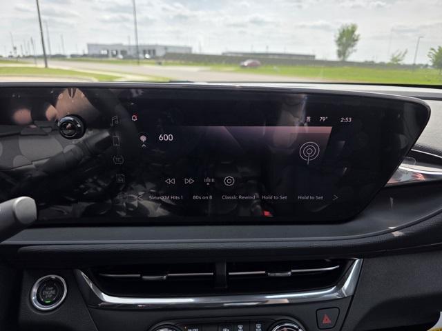 new 2025 Buick Envista car, priced at $26,685