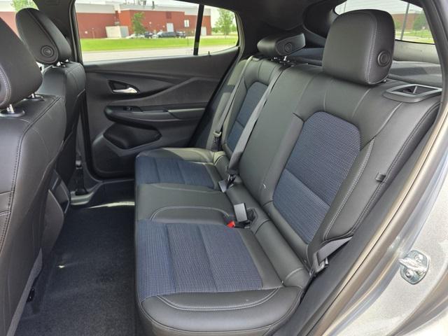 new 2025 Buick Envista car, priced at $26,685