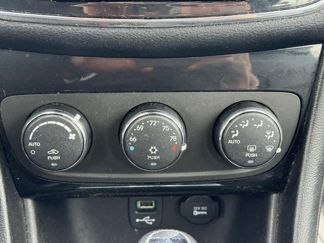 used 2014 Chrysler 200 car, priced at $4,469