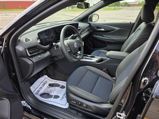 new 2025 Buick Envista car, priced at $26,685