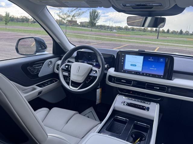 new 2025 Lincoln Aviator car, priced at $79,660