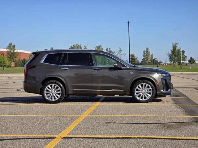 used 2020 Cadillac XT6 car, priced at $25,354