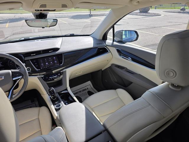 used 2020 Cadillac XT6 car, priced at $25,354