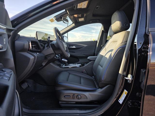 new 2025 Buick Envista car, priced at $30,070