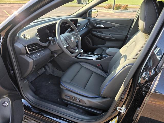 new 2025 Buick Envista car, priced at $30,070
