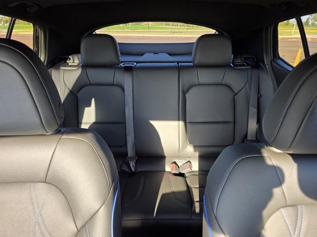 new 2025 Buick Envista car, priced at $30,070