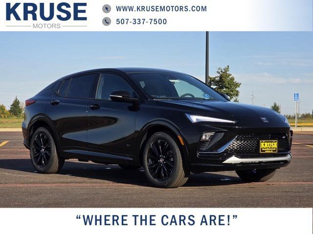 new 2025 Buick Envista car, priced at $30,070